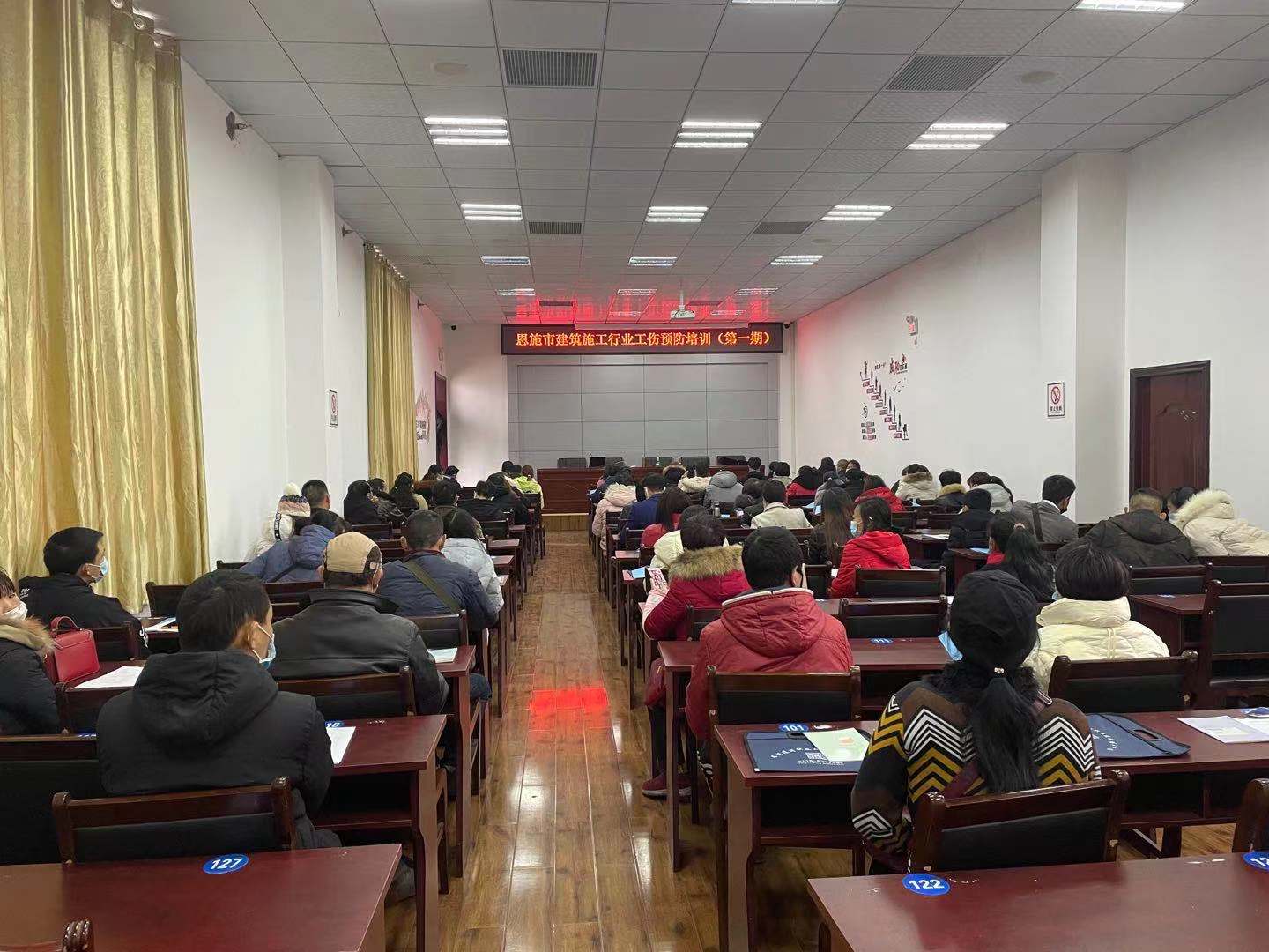 无码AV免费精品一区二区三区