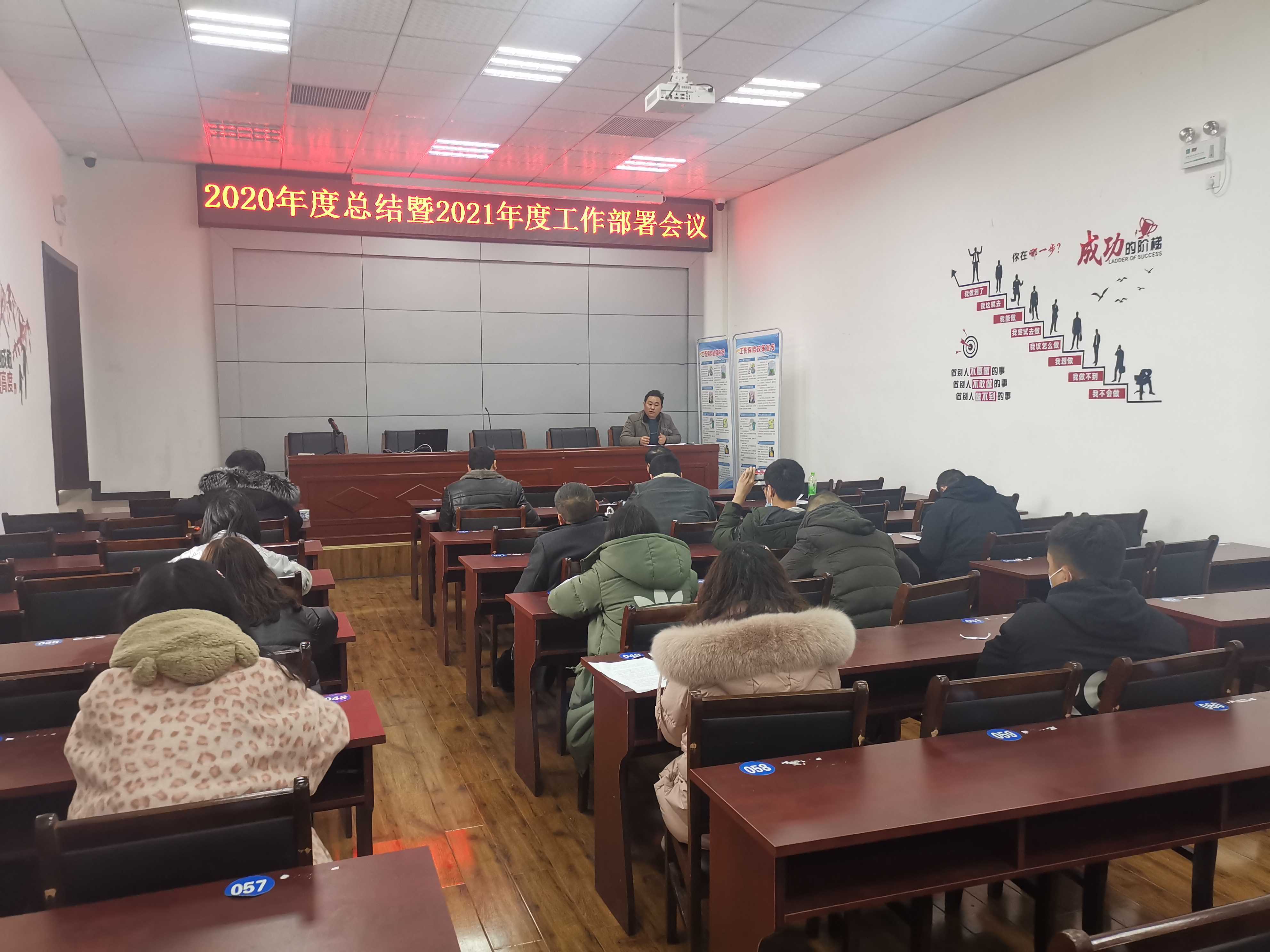 无码AV免费精品一区二区三区